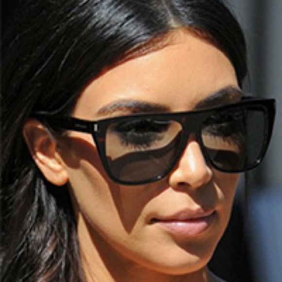 Yves Saint Laurent sunglasses - Picture 6 of 7